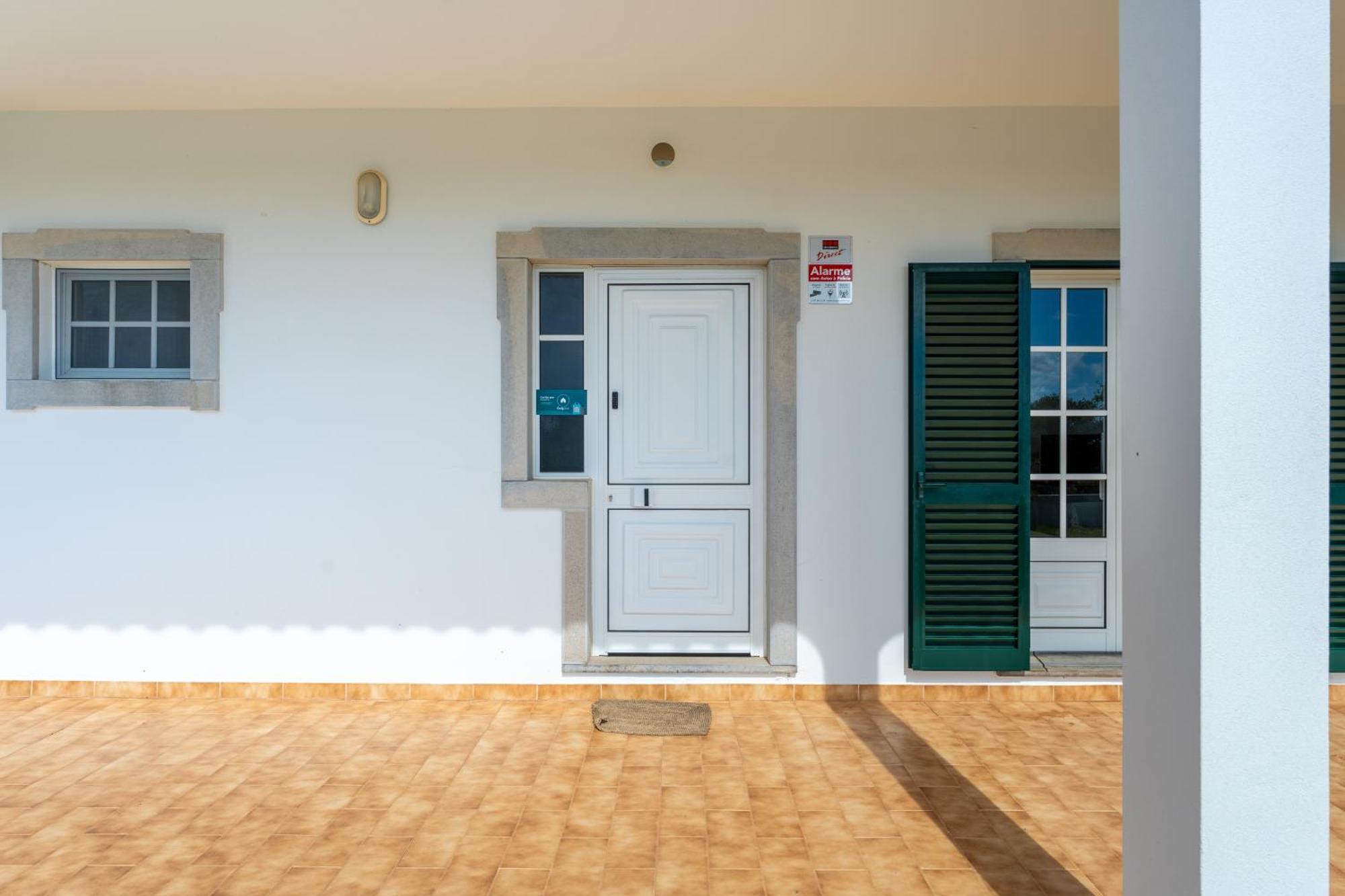 Sunny & Calm 4 Bdr House W/ Pool By Lovelystay Santo Estevao  Dış mekan fotoğraf