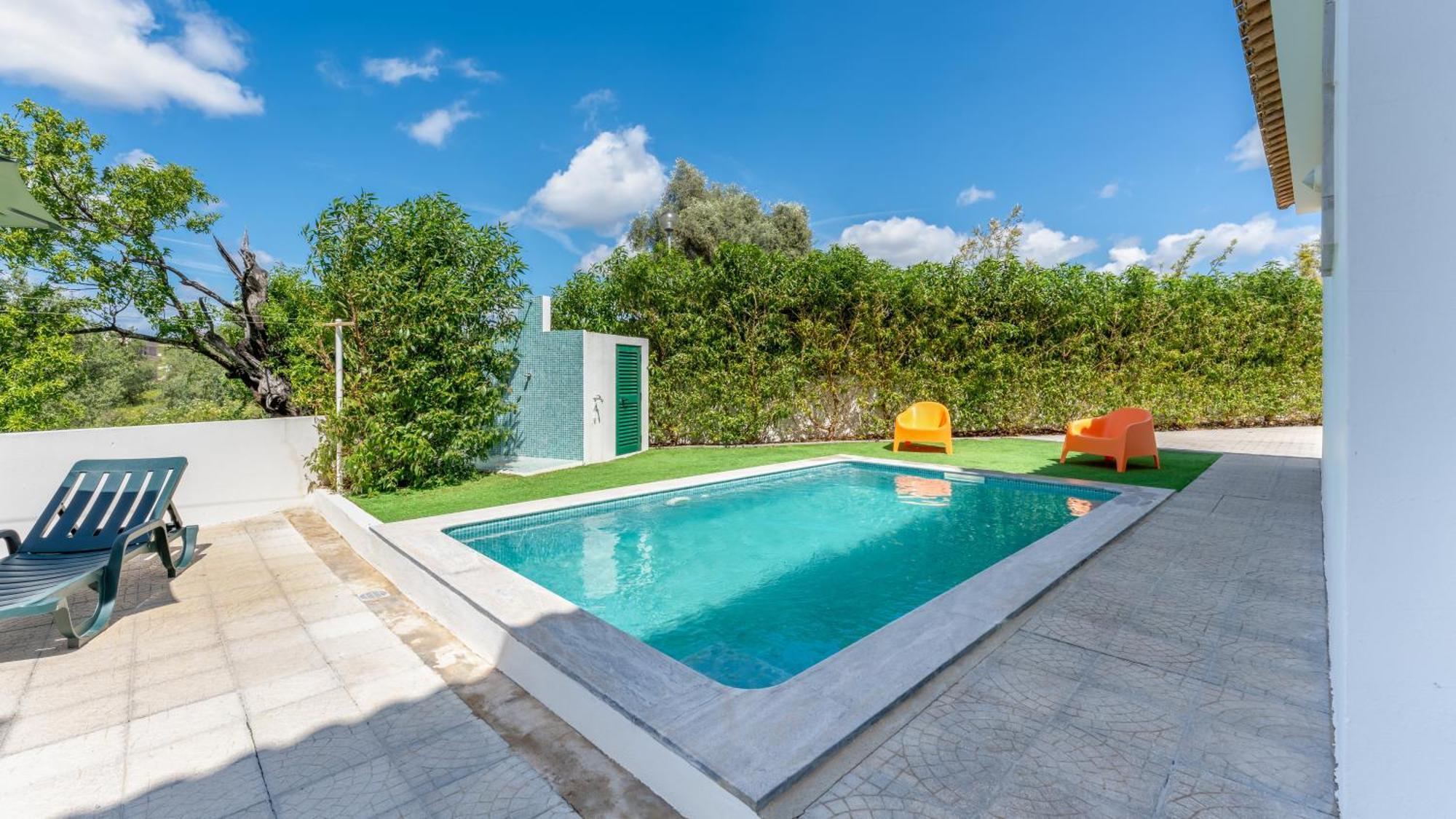 Sunny & Calm 4 Bdr House W/ Pool By Lovelystay Santo Estevao  Dış mekan fotoğraf